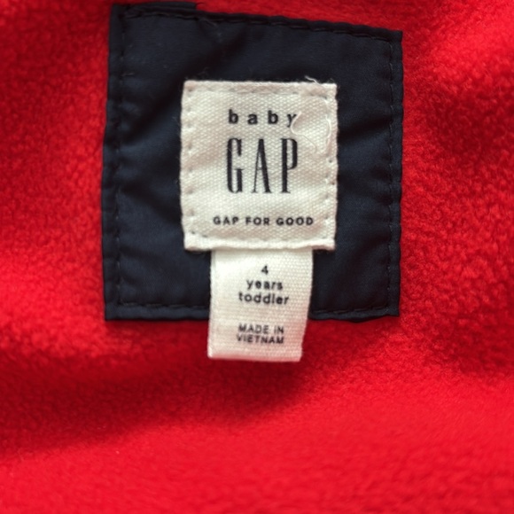 Like brand new Baby Size 4 Gap NAVY winter jacket w hood that can unzip. - Picture 3 of 8